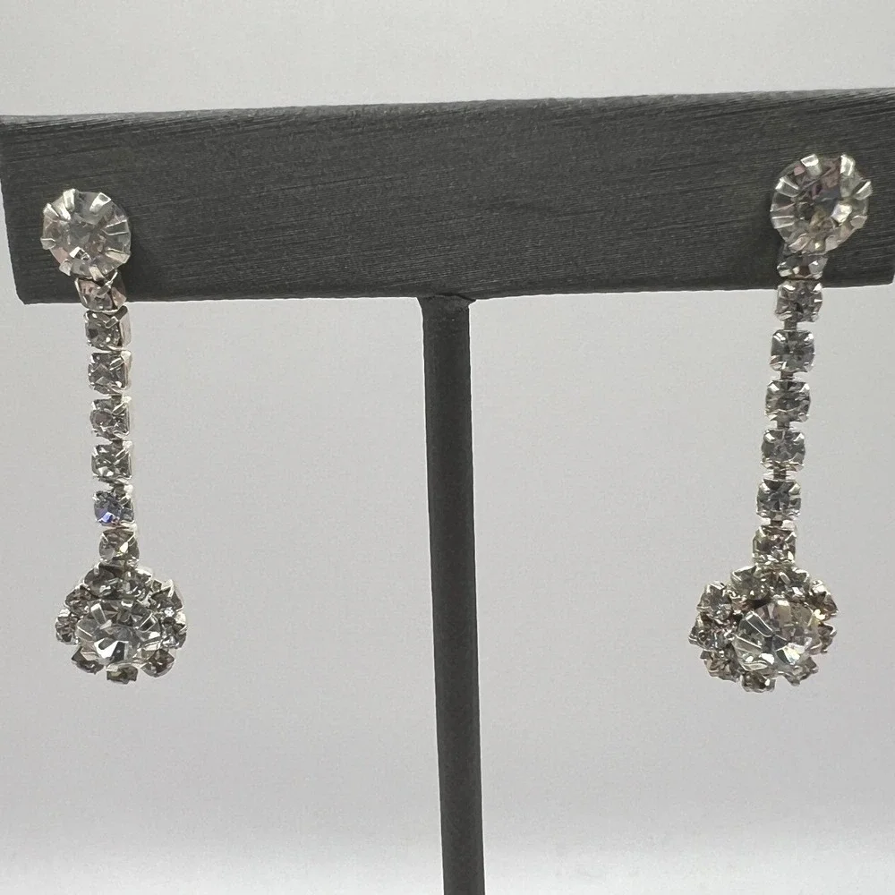 Vintage Pierced Earrings Clear Rhinestones Dangle‎ Drop Silver Tone Statement